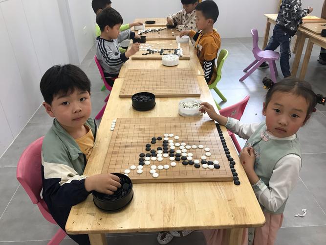 孩子学习围棋多久可以考段，小孩学围棋多久可以考一段？